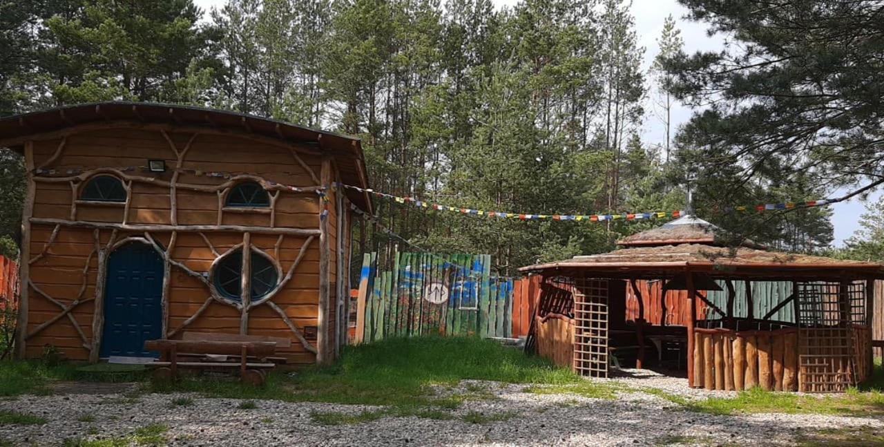 Midgard Hotel Osiecznica Bagian luar foto