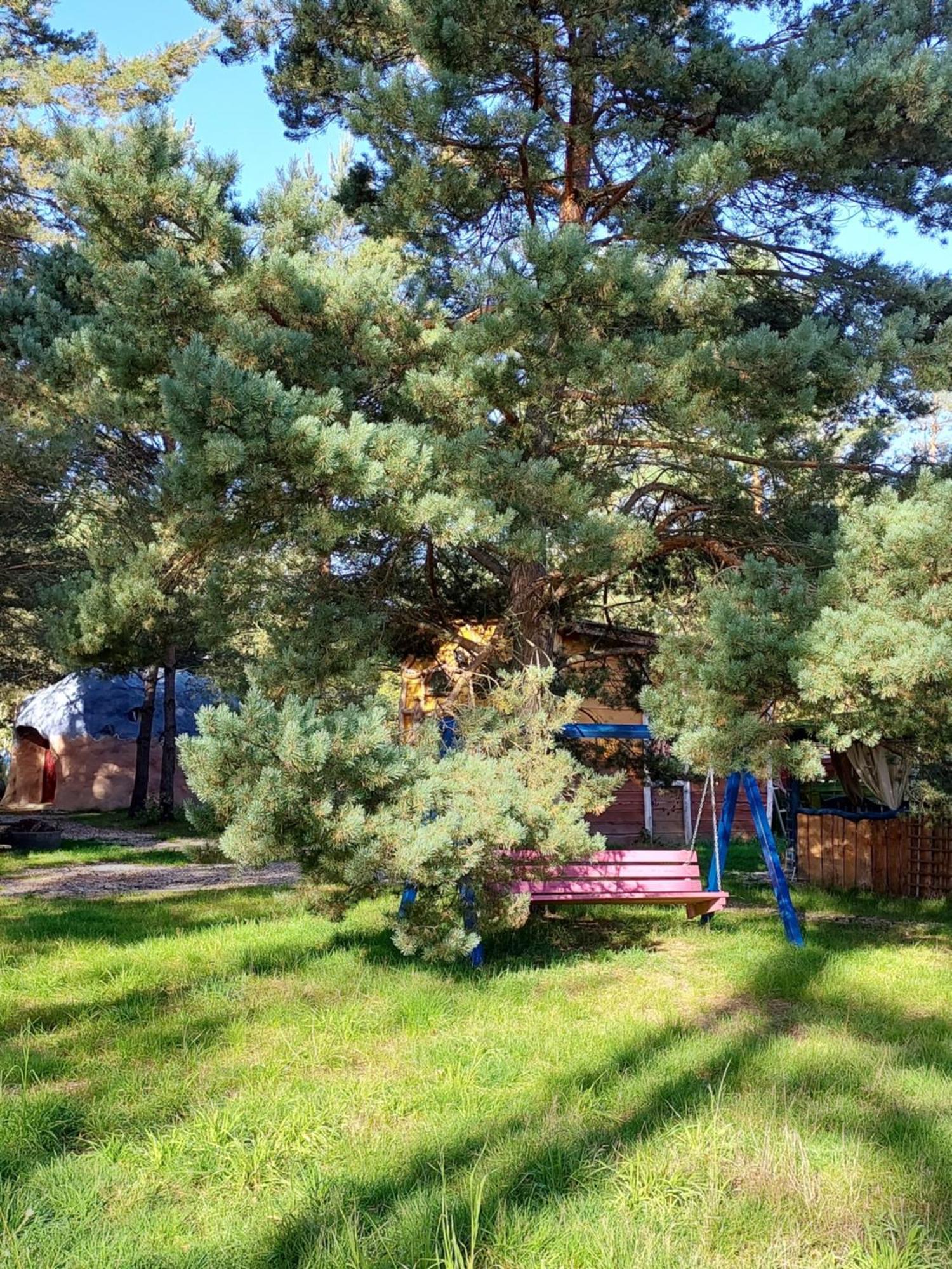Midgard Hotel Osiecznica Bagian luar foto