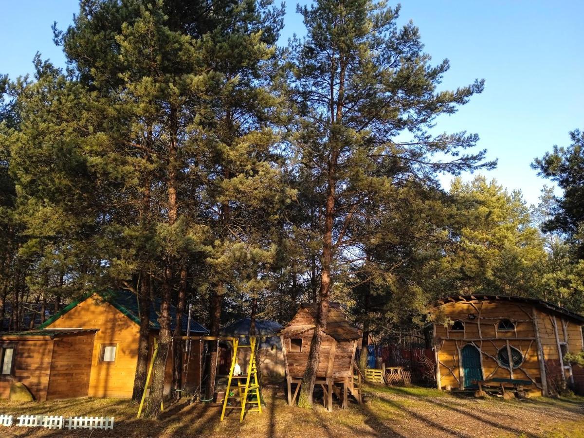 Midgard Hotel Osiecznica Bagian luar foto